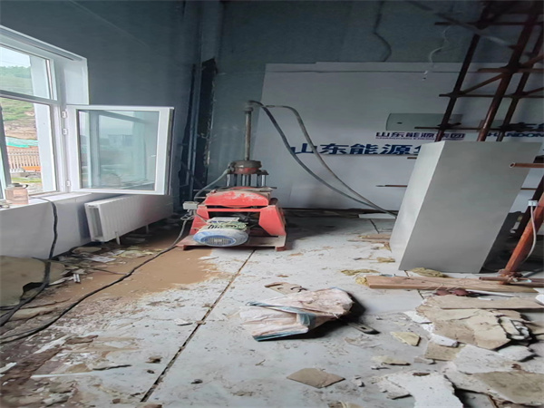 通江地基基础下沉墙体裂缝加固注浆顶升施工